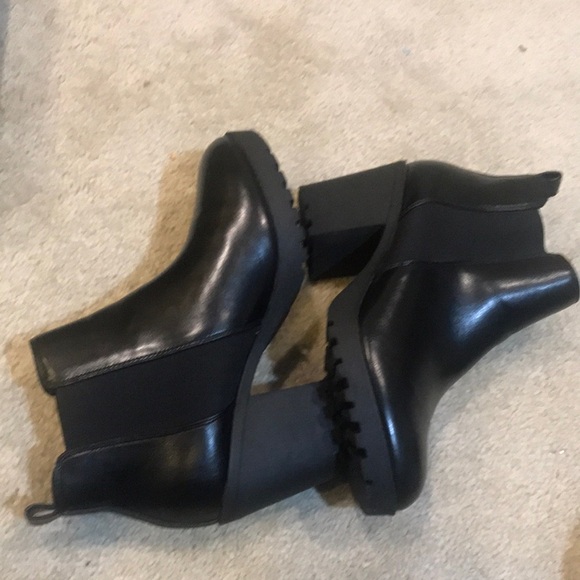 Celia Black Chunky 3 Inch Heel Pull On Ankle Boots-Size 9 - Picture 1 of 9